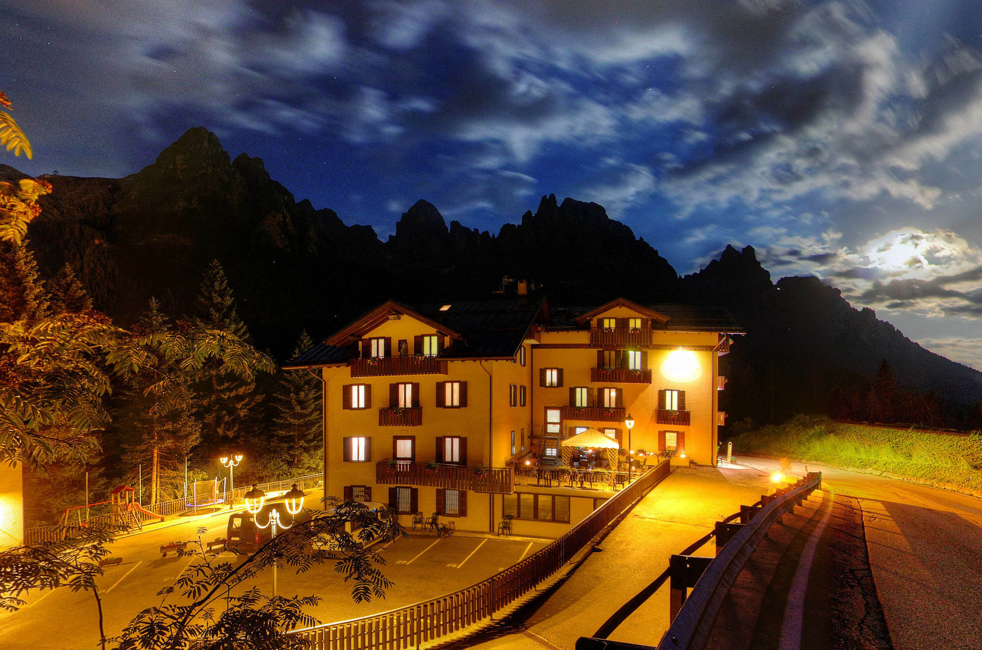 Gh Fratazza Hotel